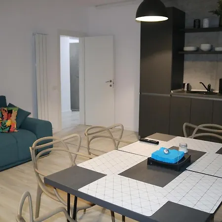 Velier Apartament 67 Mamaia