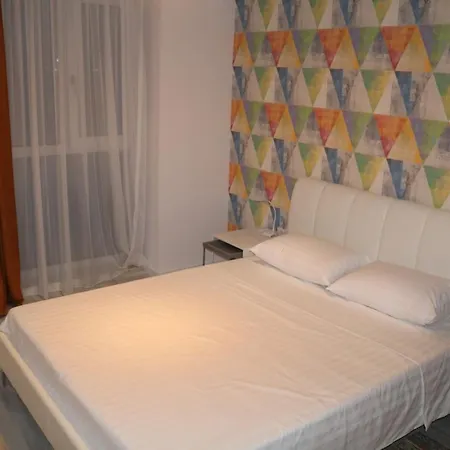 Velier Apartament 67 Apartman Mamaia